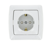 Мадрид Розетка 1-мест. 16А с заземлением с защ. штор. белая EKF