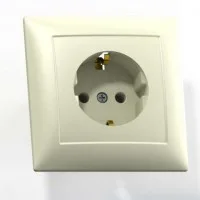 Розетка 1-м СП Селена РС16-370 16А IP20 с заземл. сл. кость Кунцево 8146