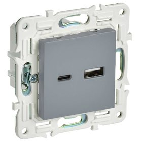 SKANDY Розетка USB A+C 18Вт SK-R13Gr серый IEK в Розетка от IEK ( ИЭК ) в интернет магазине ЭлектроОм электротовары SK-U22-018-K03 SK-U22-018-K03 IEK ( ИЭК )