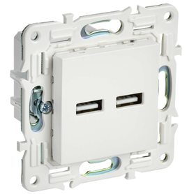 SKANDY Розетка USB A+A 3,1А SK-R15W арктический белый IEK в Розетка от IEK ( ИЭК ) в интернет магазине ЭлектроОм электротовары SK-U21-D31-K01 SK-U21-D31-K01 IEK ( ИЭК )