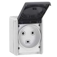 Розетка 2К+З 32А IP 55 Plexo
