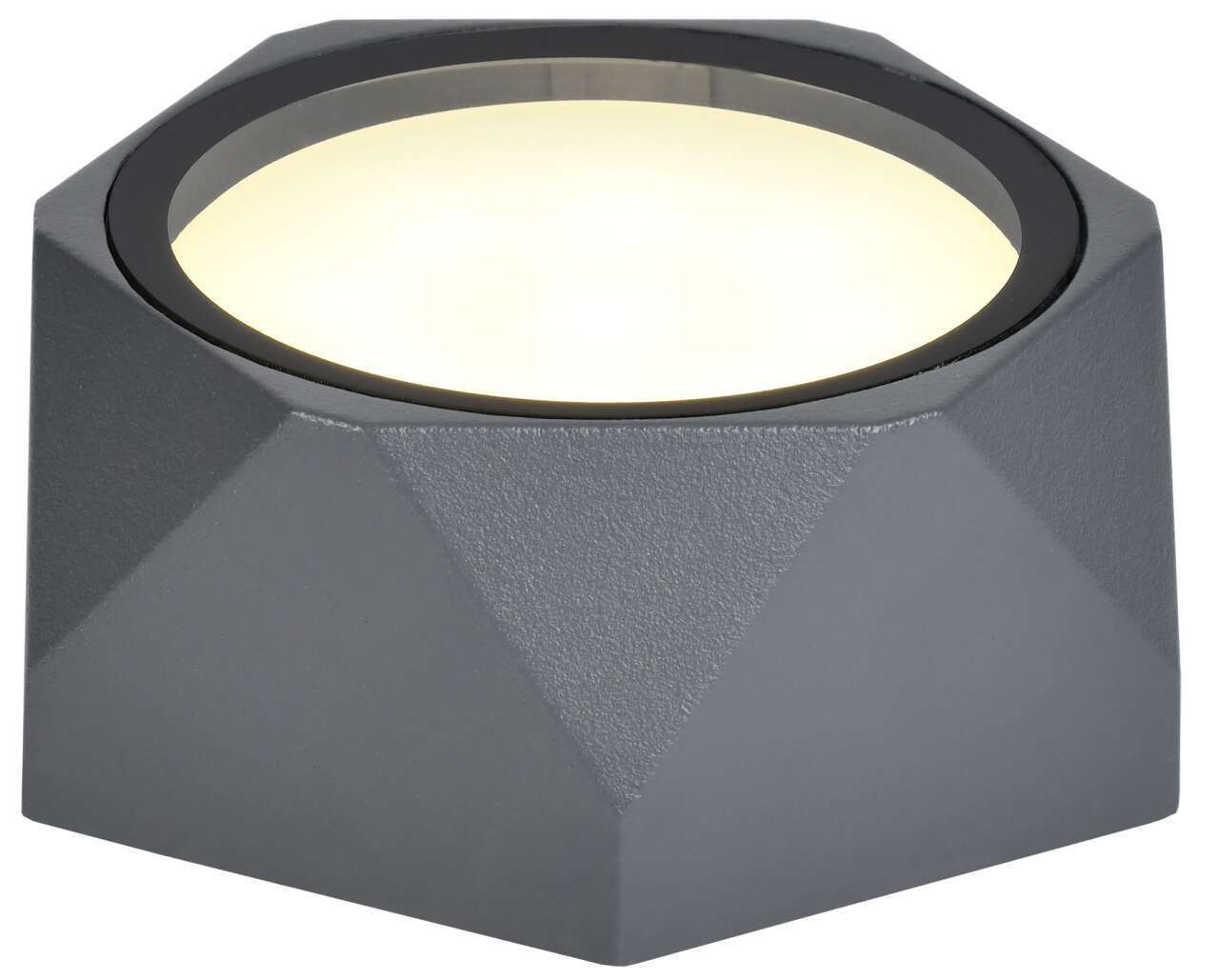 Кристаллическая форма придаёт корпусу 3Д эффект