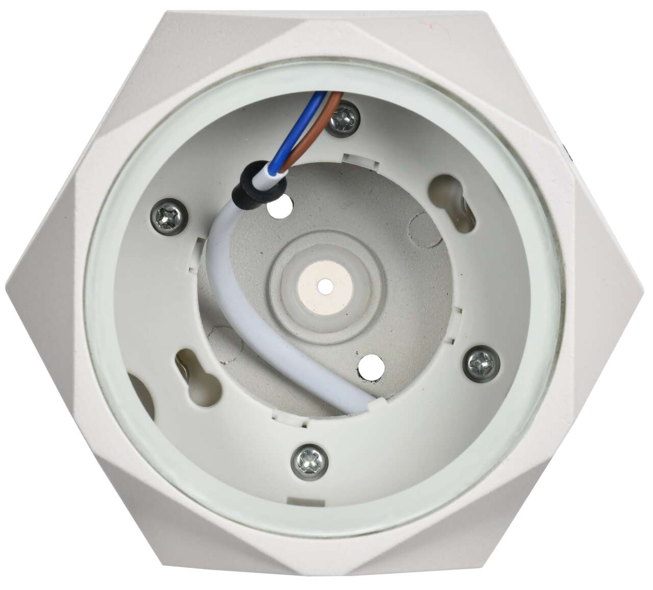 Патрон из термостойкого негорючего пластика обеспечивает безопасность