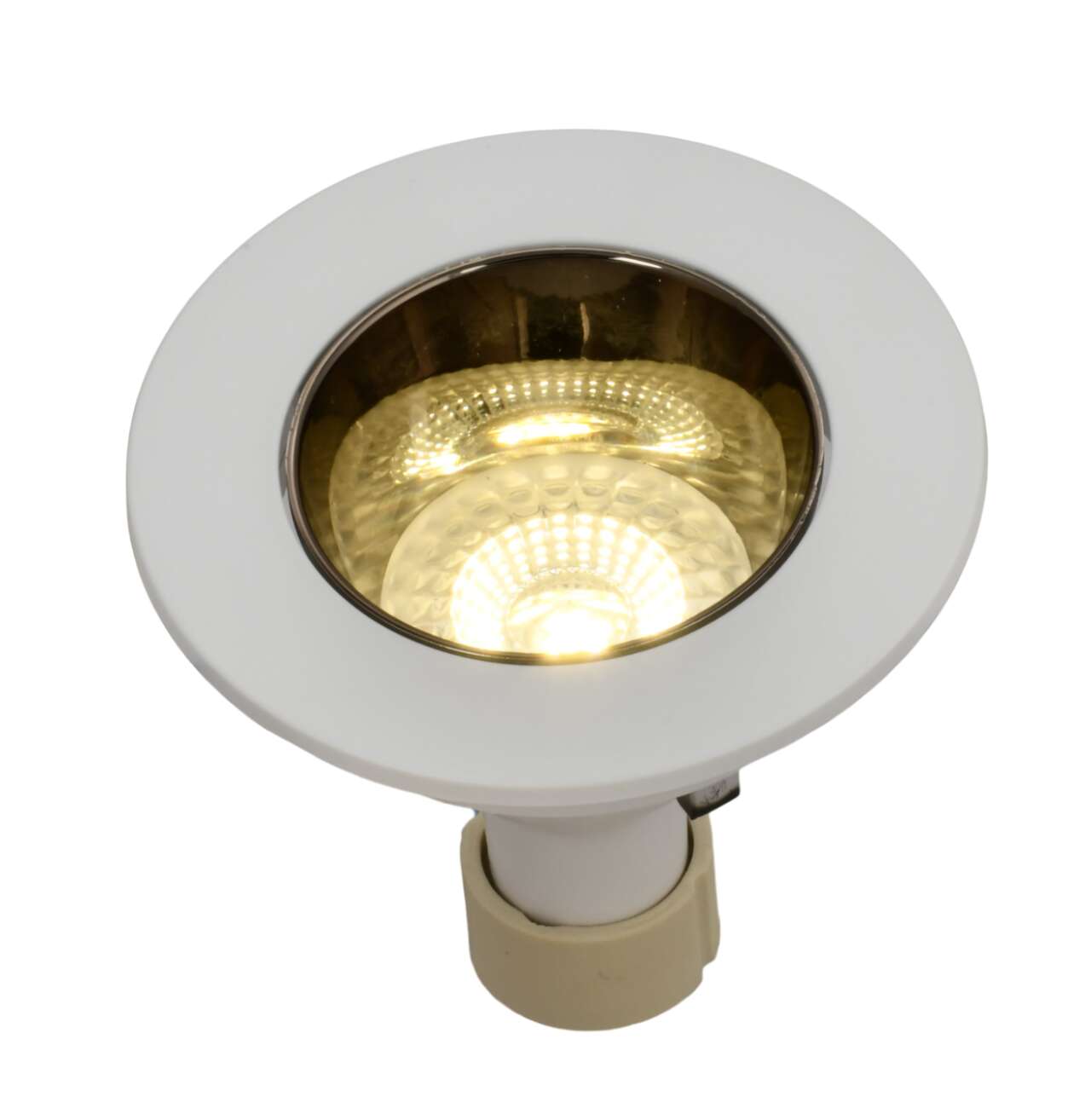 Гладкий внутренний отражатель равномерно распределяет свет