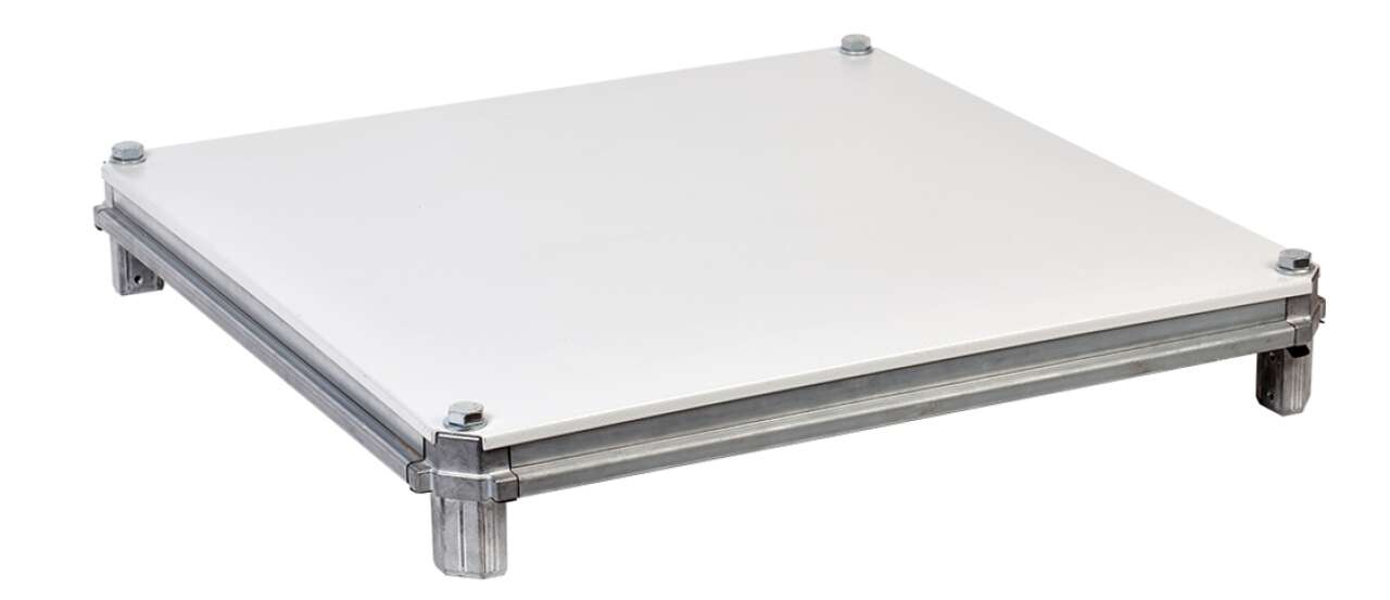 Панель-крыша оснащена литым уплотнителем.