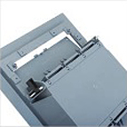 Удобство монтажа ЭУИ в напольный лючок на 12 модулей за счет отщелкивания крышки размещения ЭУИ.