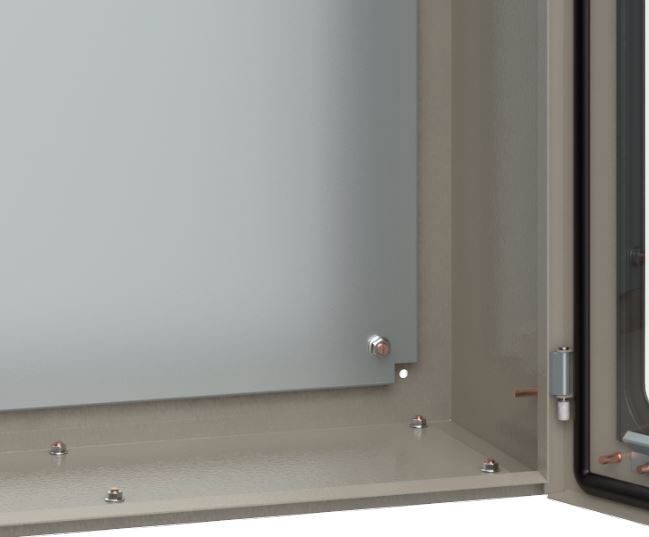 Монтажная панель толщиной 1,5 мм.