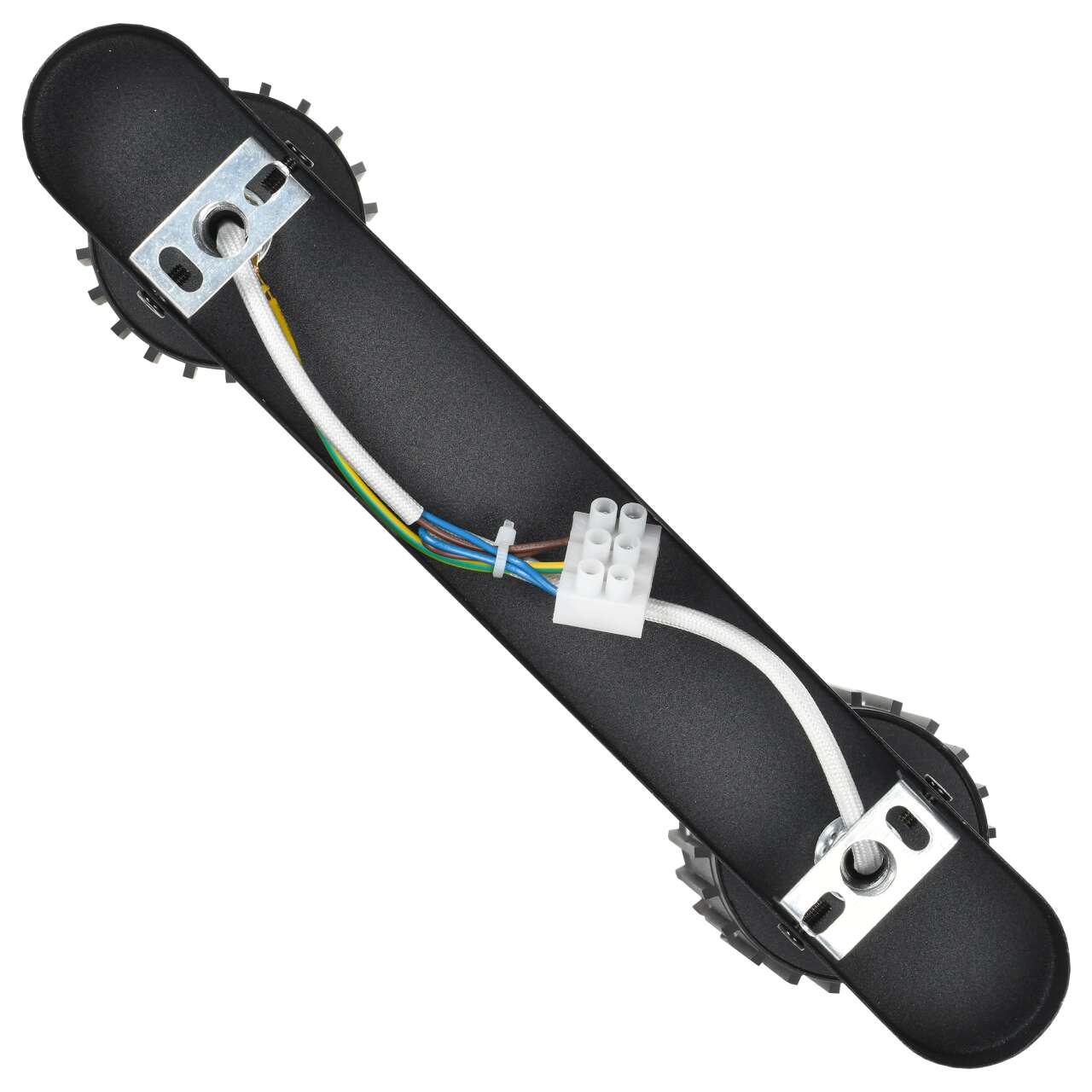 Полимеризация при окрашивании делает покрытие устойчивым к механическим воздействиям