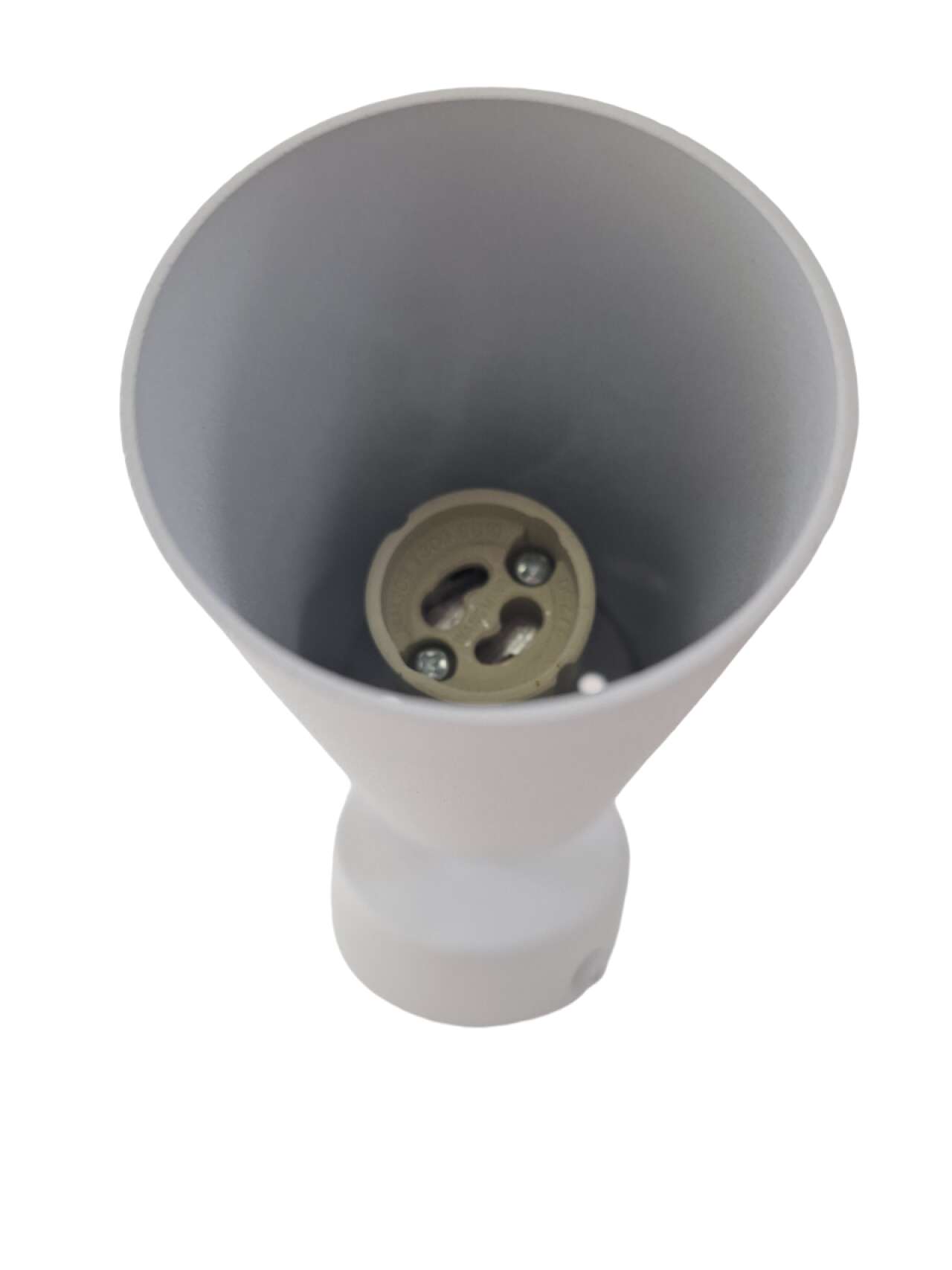 Керамический патрон устойчив к перепадам напряжения