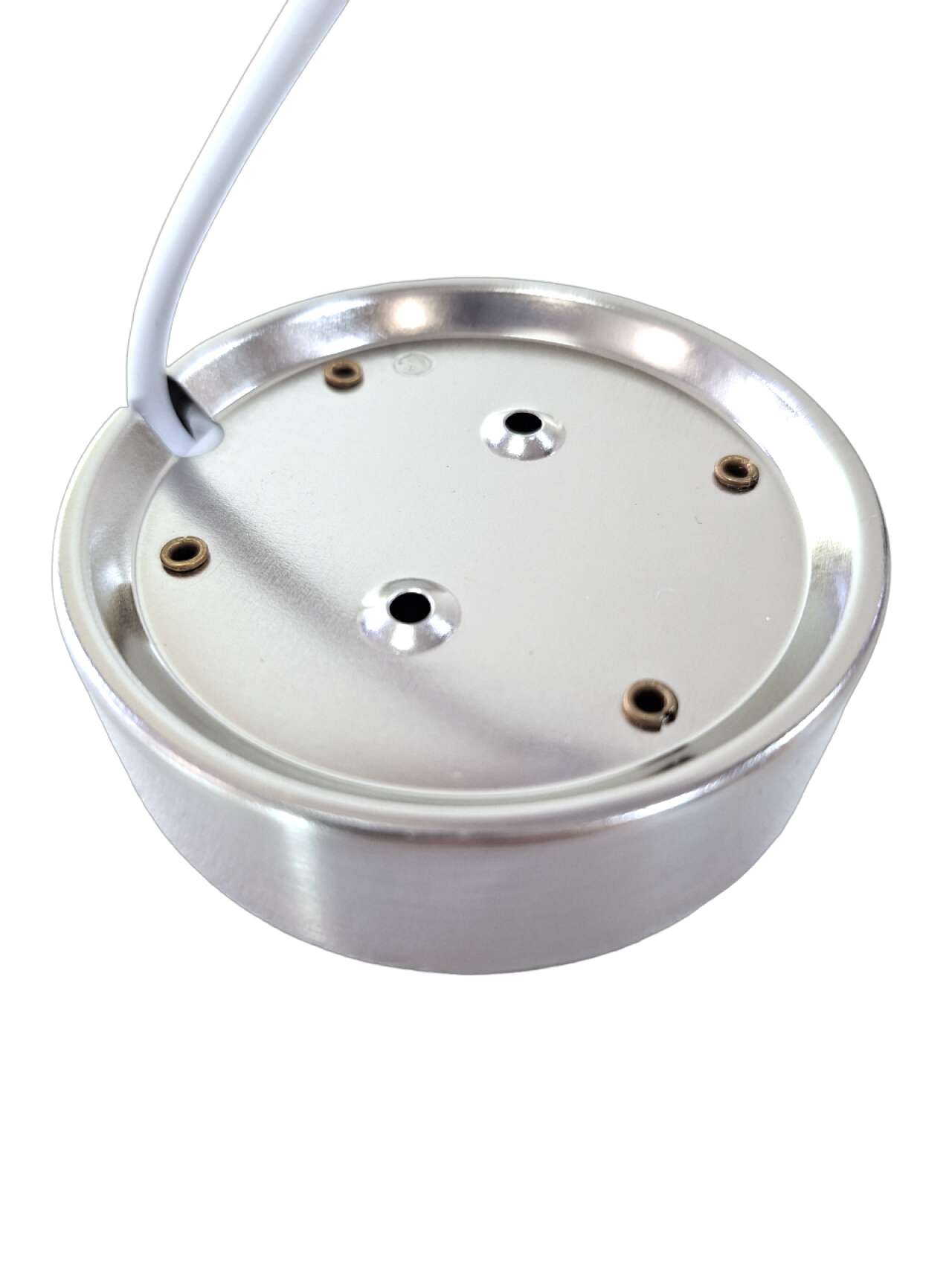 Основа из стали обеспечивает особую прочность