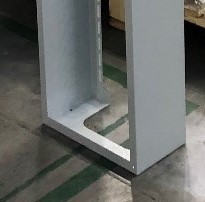 Удобный монтаж поверх проложенных магистральных кабелей благодрая полностью 