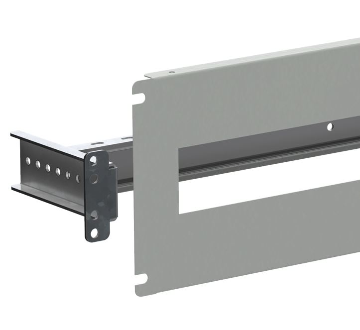 Кронштейн крепления DIN-рейки имеет перфорацию с возможностью регулировки отступа рейки от лицевой панели. 
Диапазон регулирования от 54 мм до 116,5 мм.