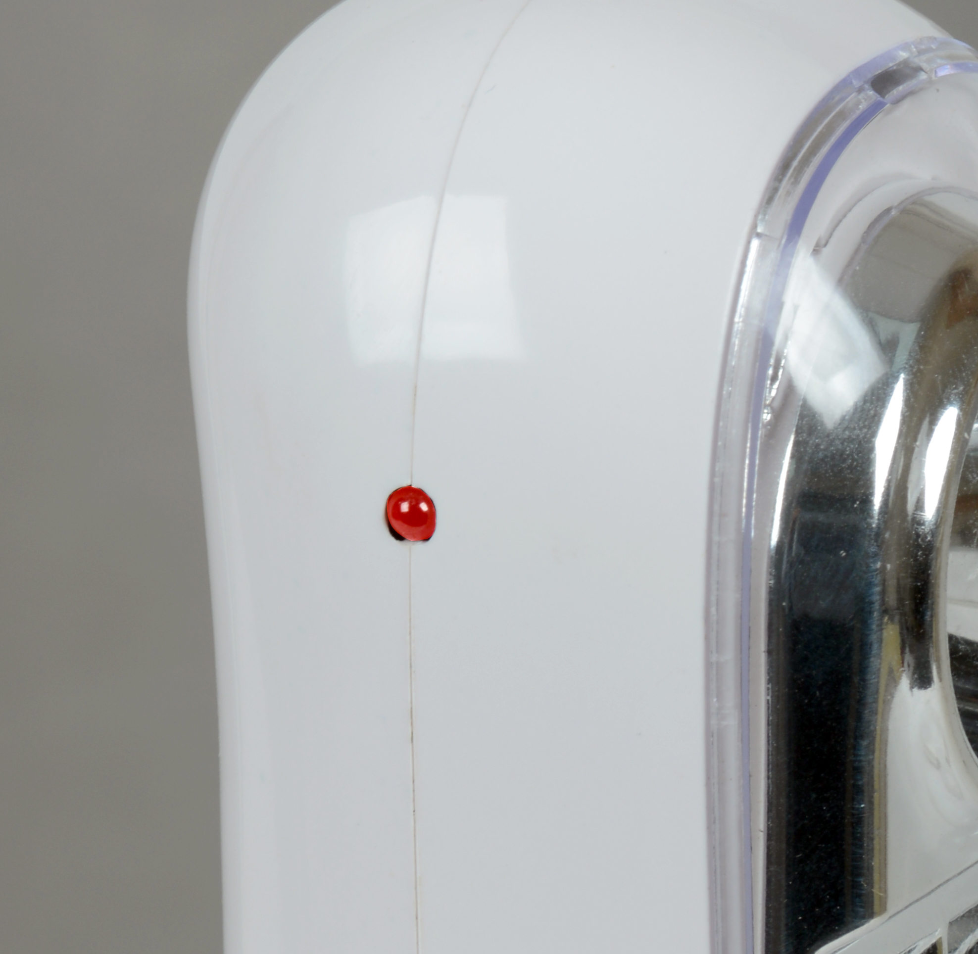 Индикация состояния заряда аккумулятора.