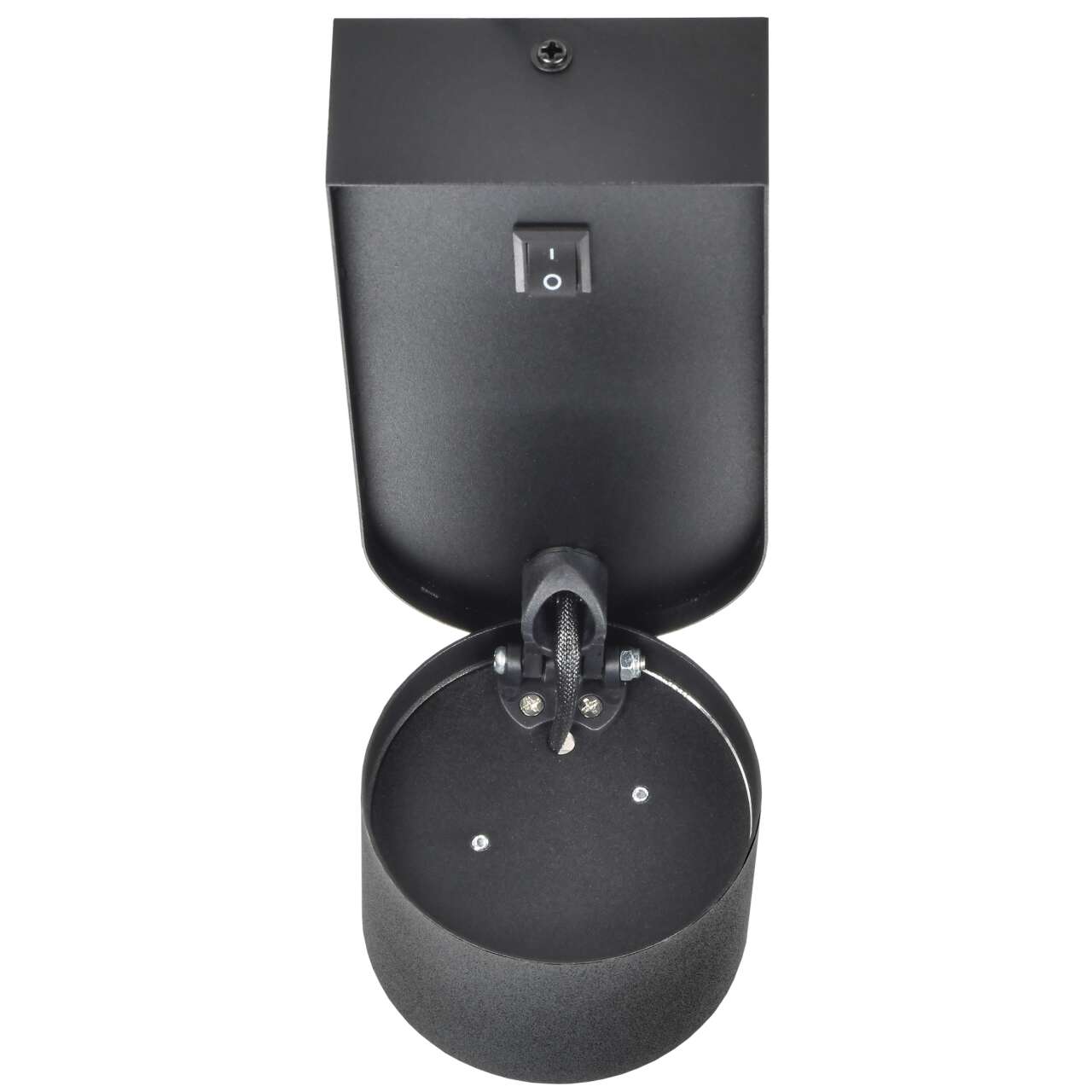 Поворотная конфигурация позволяет управлять световым потоком